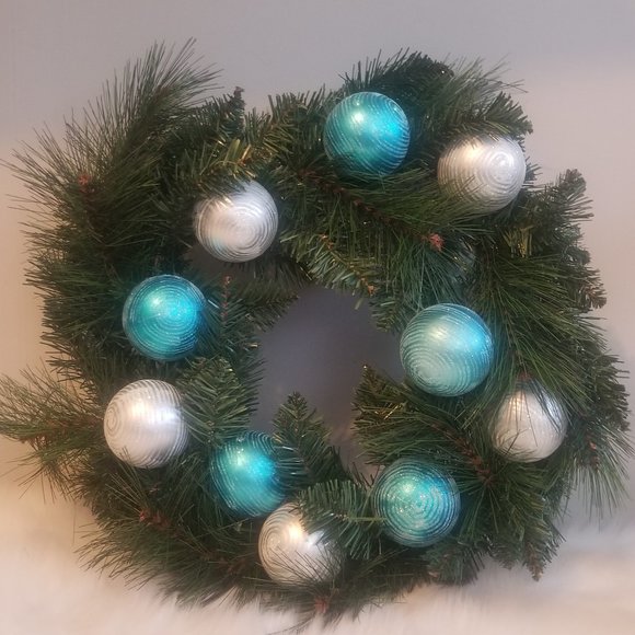 Artificial Greenery Wreath Christmas Ornaments - Picture 1 of 4